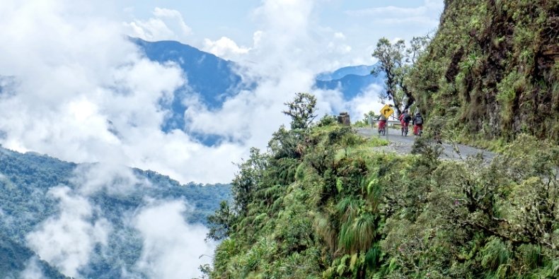 death road la paz bolivia